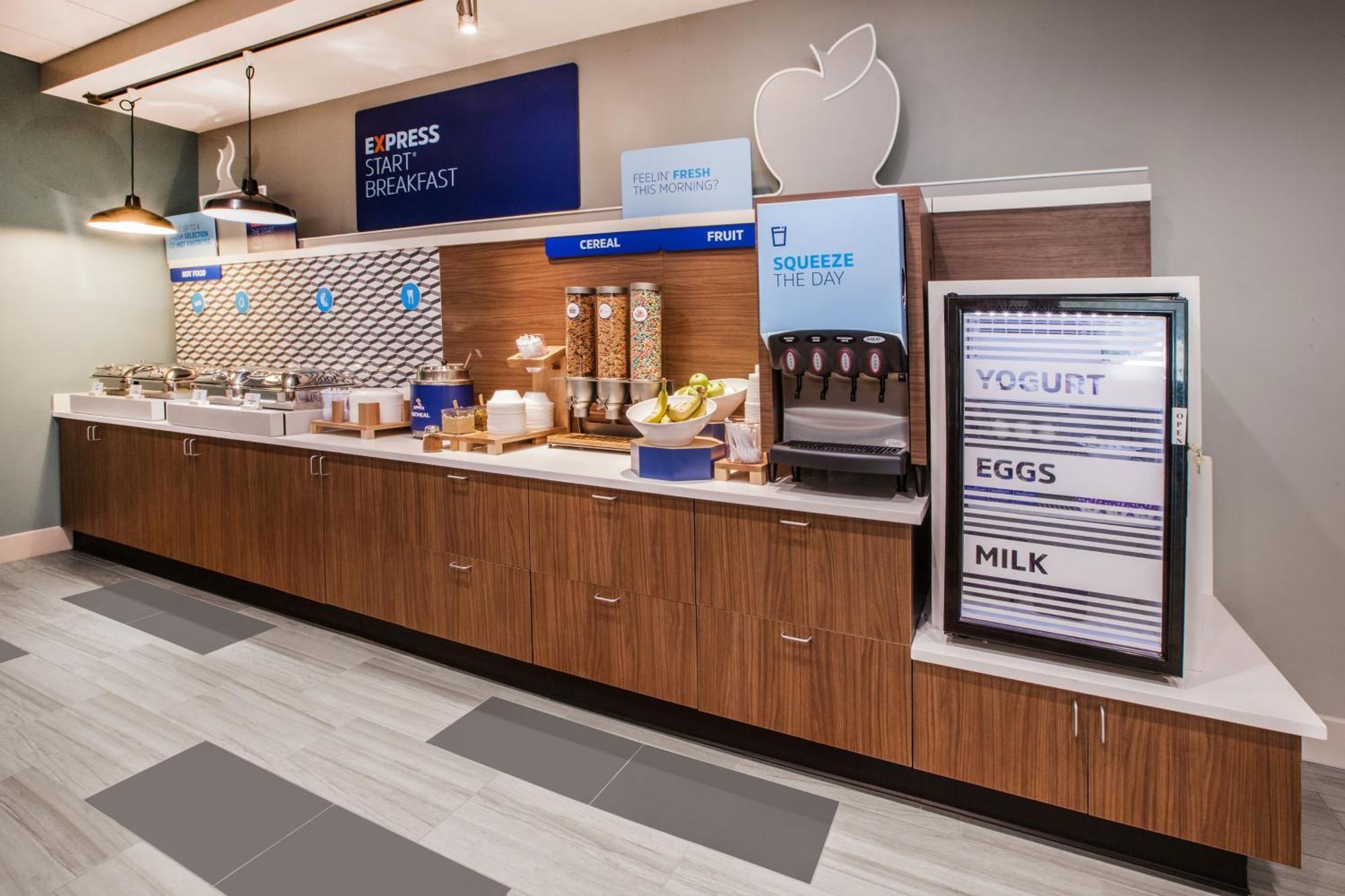 Holiday Inn Express Hotel & Suites Sanford By Ihg Zewnętrze zdjęcie